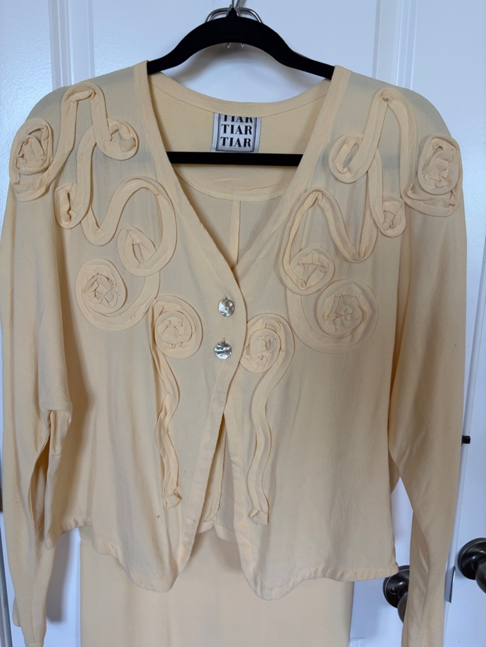 TIAR Los Angeles dress jacket with matching camisole blouse